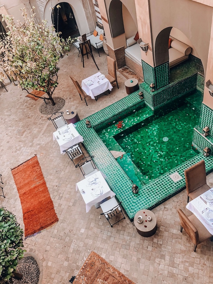 Vue de piscine du riad Medina Privilège à Marrakech